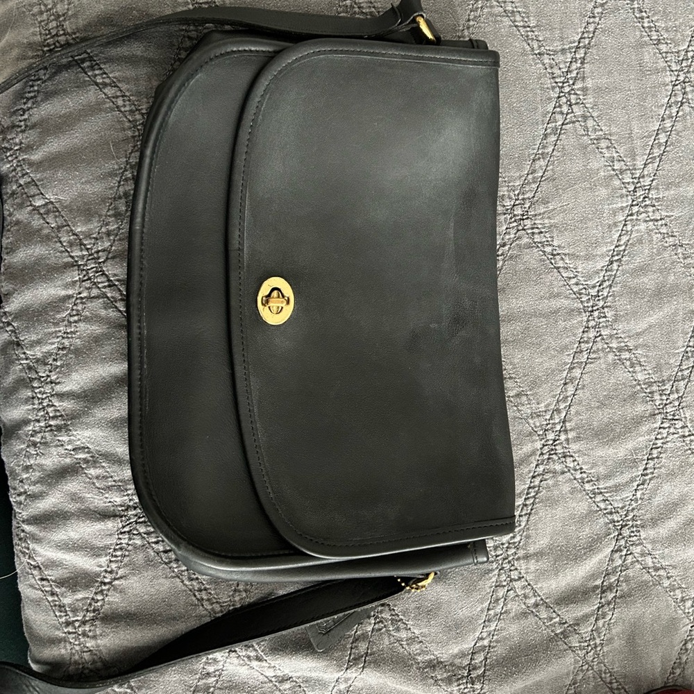 Vintage coach 9790 crossbody